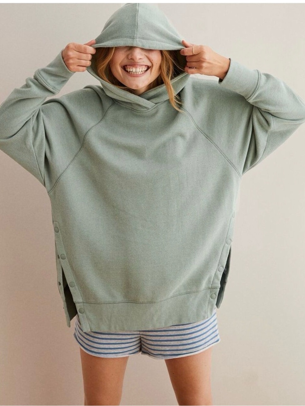 Aerie Side Snap City Hoodie Sz XL comfy Loungewear Trendy Back to school